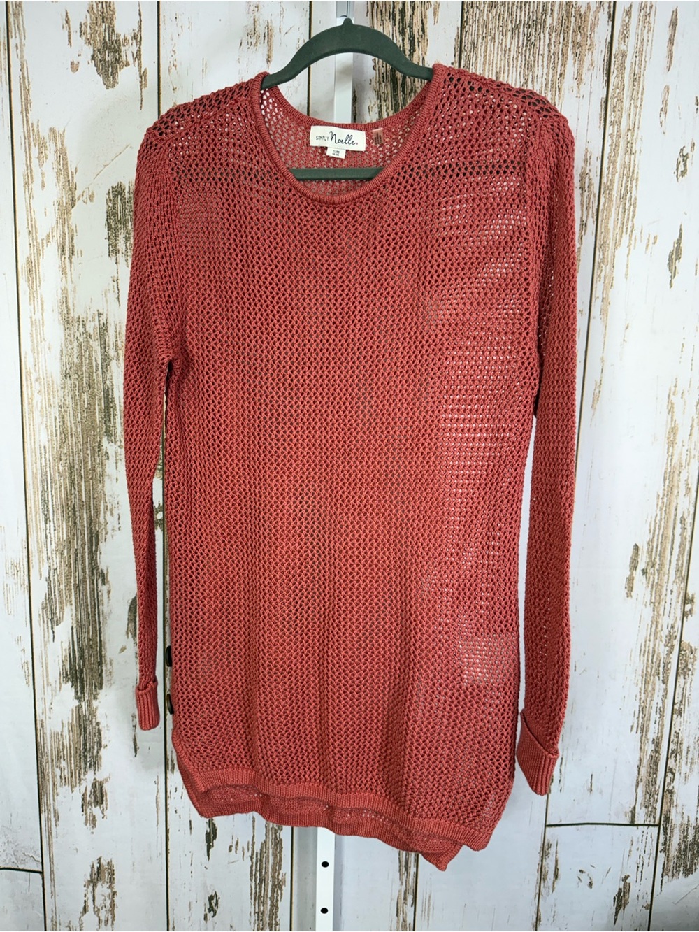 Simply Noelle, Open Weave Knit Sweater. Size Small/Medium. Excellent condition!